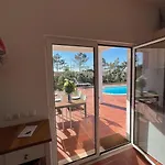 Casa Colina, Walking Distance To Arrifana Apartment *